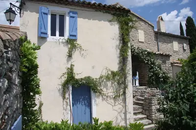 Image de Charmante maison de vacances dans le village viticole du sud de la France