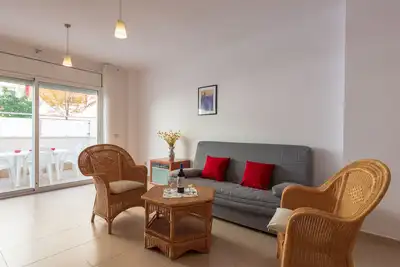 Image de Appartement au rez-de-chaussée idéal pour les couples avec enfants