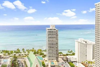 Grand luxe Deluxe Ocean View Parking gratuit / Wifi à Waikiki - 1 bloc de la plage!