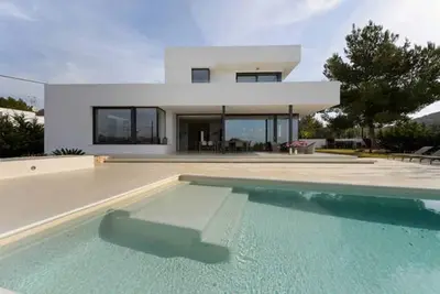 Image de Villa de luxe à Ibiza - style de vie contemporain exquis au cœur d'Ibiza