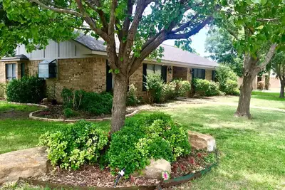 Image de Idéalement situé - loin de chez soi