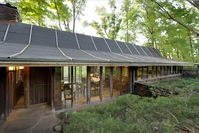 Image de Deepwood House-Architectural Masterpiece in Woods à quelques minutes du campus U of A