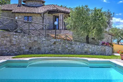 Image de Colle del Sole 7+1, Emma Villas