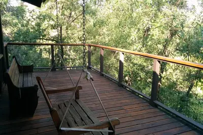 Image de Paradise frais dans les chênes et les pins sur la rivière East Verde sur 3. 5 Acres