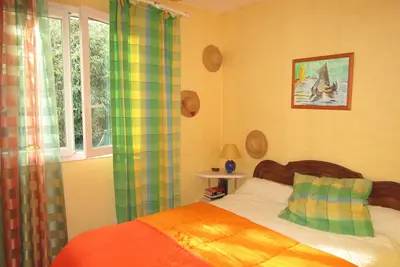Image de Photo et description de la location maison à Léon