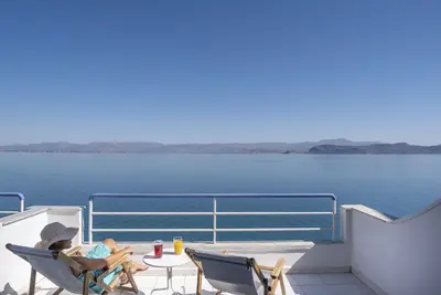Image de Appartement de vacances sur la plage, balcon avec vue sur la mer, près de Nauplie, Mycènes, Épidaure