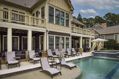 Image de Lux sur Ritz Carlton Golf, Piscine, Poker & Tables Fooze, 3 patios, WiFi & Biz Ready