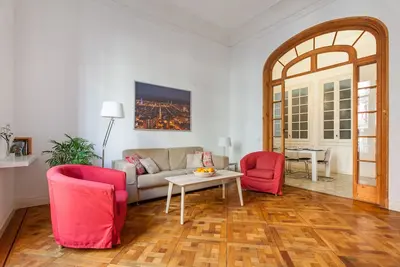 Image de Appartement au coeur de la ville. Avec Ac et WiFi gratuit
