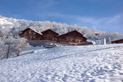 Image de Magnifique appartement à côté des pistes, ski in / ski out; 6 à 8 personnes