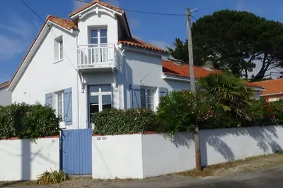 Pornic Maison T2 aucalme, petite vue mer, proche plages et thalasso (450m)