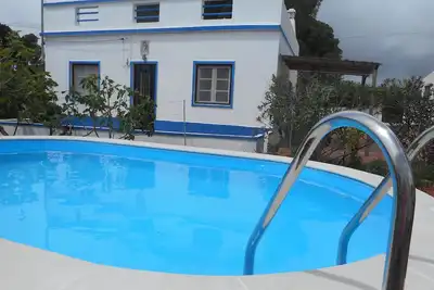 Image de Maison typique de l'Algarve - Fuzeta, Arrroteia \"Casas carpinteiro\"