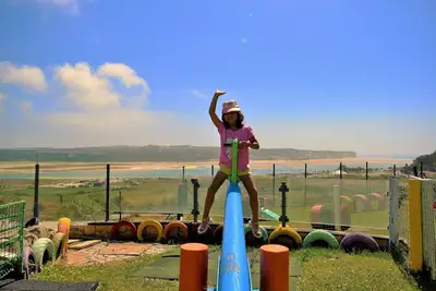 Image de Superbe villa pour familles avec enfants / tout-petits, piscine chauffée et clôturée, vues magnifiques