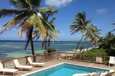 Image de The Pink Beach House - Maison privée et piscine directement sur la plage, Rum Point