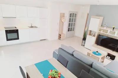 Image de Appartement Enelani 2 près de la plage_salle de sport extérieure/ping-pong
