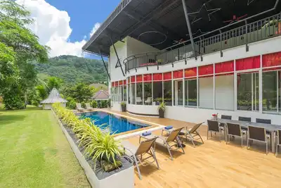 Image de Villa privée privée avec vue sur la montagne pour les familles et amis