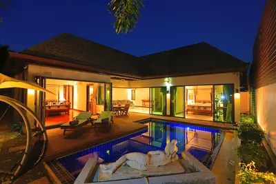Image de Nouvelle villa piscine près de la plage de Naiharn