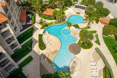 Image de Condo de luxe avec vue sur l'océan. par Eagle Beach
