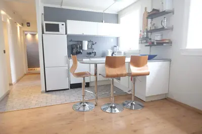 Image de Cozy Harbor Area Appartement W / entrée privée. Récemment rénové. Wi-Fi et parc gratuits