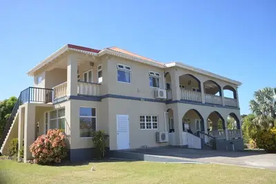 Image de Villa individuelle de 3 chambres avec jardins privés, piscine et paysages grandioses