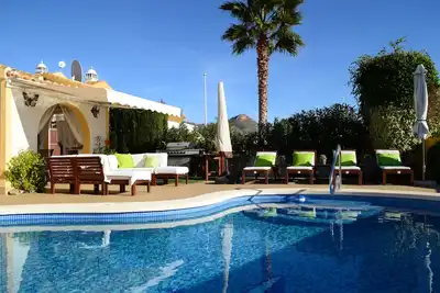 Image de Casa Cosy: Une villa privée parfaite avec 2 chambres et piscine pour vos vacances
