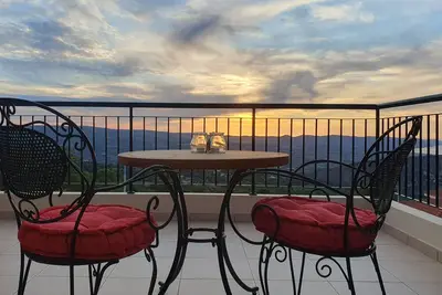 Image de ⭐️Romantic Villa⭐️ Wow vues et couchers de soleil / piscine privée⭐️WiFi⭐️Tv satellite⭐️