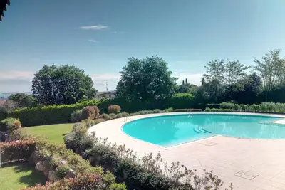 Image de Charmant appartement avec vue magnifique sur le lac
