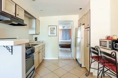 Image de Le studio le plus mignon 1 chambre Casita - Cour arrière privée - 3 minutes minutes de l'UofA.