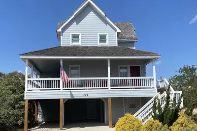 Image de Belle maison sur le terrain de golf avec une vue imprenable sur le son accès gratuit au Vbc