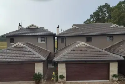 Image de Belle maison urbaine dans un quartier magnifique et sécurisé