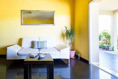 Image de Maison moderne spacieuse Oasis de Korkyra