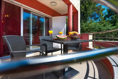 Image de Charmante villa, à seulement 150 mètres de la plage de galets