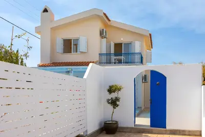 Image de 3 Chambre Villa au coeur de Protaras