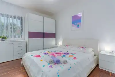 Image de Appartement Lella près de la mer et du centre ville, 300m