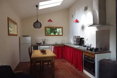 Image de Petite maison dans les pins