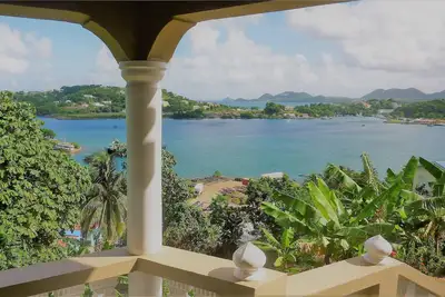 Image de Abordable, luxueux, Bay View Apartment