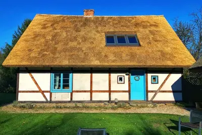 Image de Gdansk. . . Sopot. . . Kaszubia - \"Cottage sur une colline verdoyante\" maison