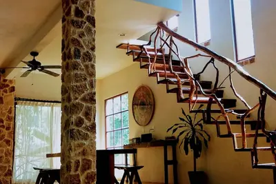 Image de Bienvenue Dans Votre Paradis! Soulful Loft À 10 Min De La Plage Et 5 Du Centre