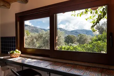 Image de Vacances à la ferme avec piscine en Sicile, dans le parc des Nebrodi et près de la mer