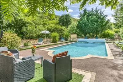 Image de Villa provençale Vallée Dordogne entre Souillac et Sarlat. Piscine/ Clim/Terra.