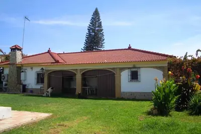 Image de Chalet de standing - 180m2 - typiquement sévillain
