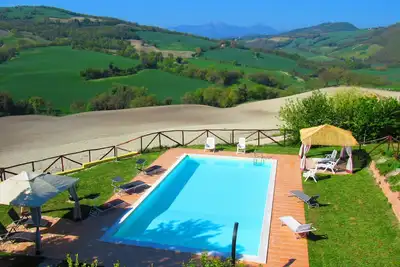 Image de Casa dei Sogni d'Oro - Appart. San Pietro avec piscine 12x6 m - vue panoramique