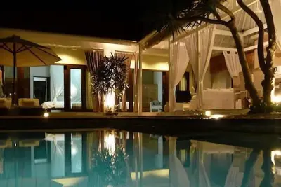 Image de Bali : Seminyak – Villa piscine – 6/7 pers. –au calme - proches cces, restau