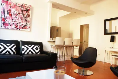 Image de Appartement spacieux et cosy au coeur du centre ville historique