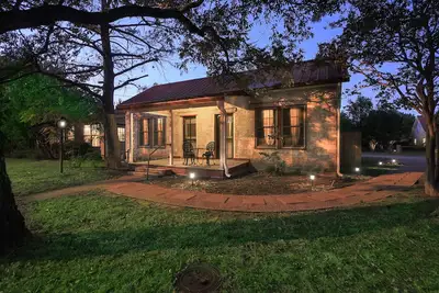 Image de Abby's Place Suite 1 & 2 Charm des années 1880 et 1920