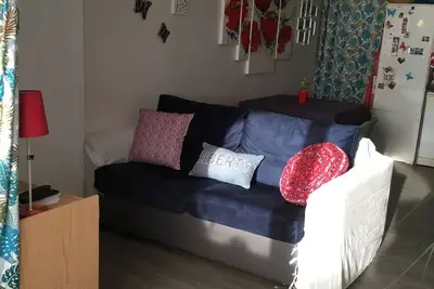 Image de T2 idéal famille ou 2 couplesTout équipé, Clim, four, Wifi, Lv, Ll-Sl, Pk, etc.