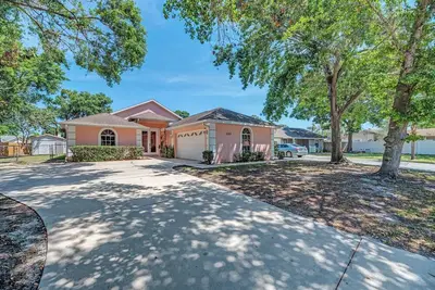 Image de Family-Friendly Retreat - 2 chambres de maître avec salle de bains