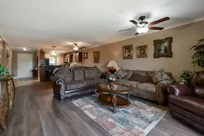 Image de Détente et calme - près de tout - seulement 1 mile de la bande de Branson