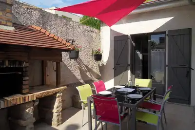 Le Refuge du Drapeau. Classé 3*. Maison avec cour et garage, 8 couchages.