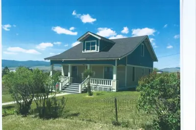Image de Charmante maison sur la colline avec vue sur la chaîne Anaconda et Flint Creek
