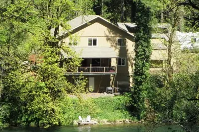 Image de Façade du fleuve McKenzie